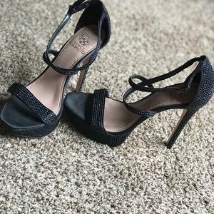 VINCE CAMUTO RHINESTONE BLACK STILETTOS. SIZE 8
